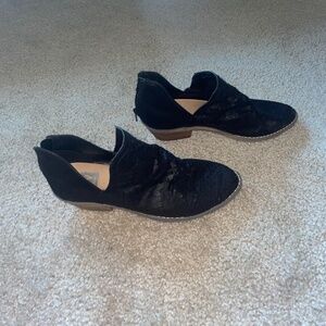 Dolce Vita Black Denzel Booties Size 8.5